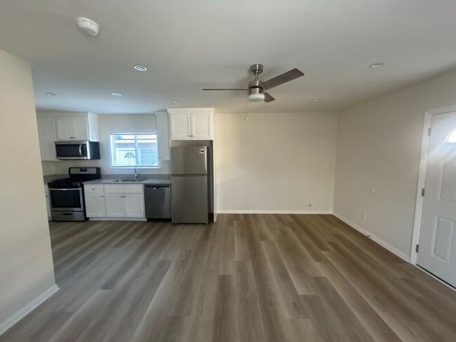 Photo - 10038 Tujunga Canyon Blvd