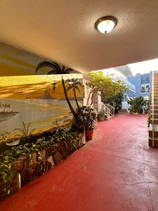 Photo - 707 N Genesee Ave Apartment Unit 5