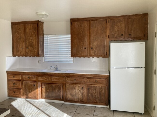 Photo - 517 Dejoy St