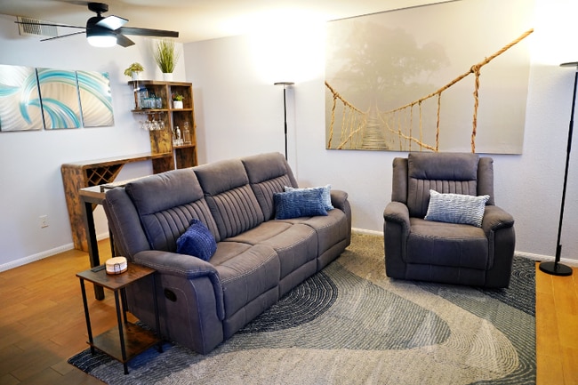 Photo - 3922 Albatross St Unit 1