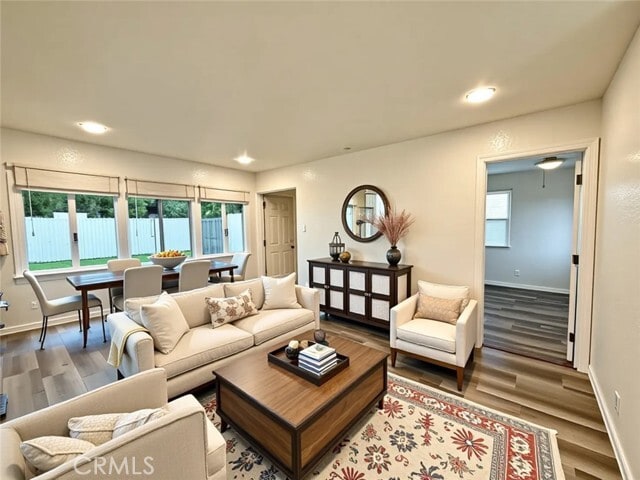 Photo - 11424 Marquardt Ave