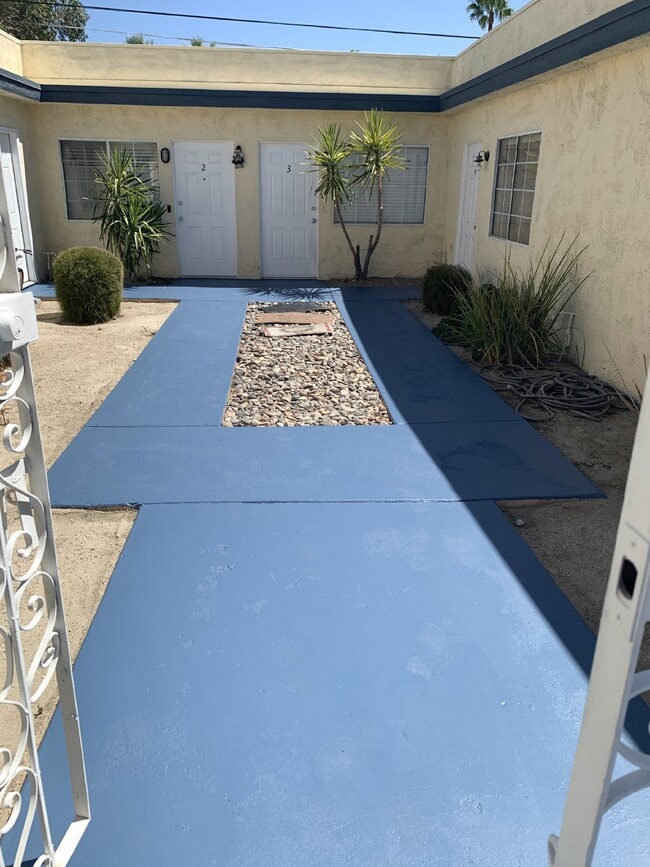 Photo - "Chic Palm Springs Retreat: 2BR/2BA" Unit 2