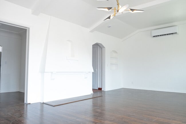 Photo - 3029 W Vernon Ave