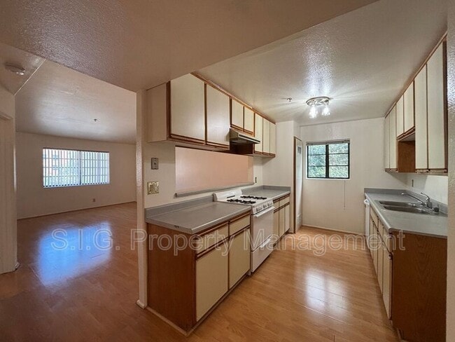 Building Photo - 314 Lincoln Ave Unit 6 Rental