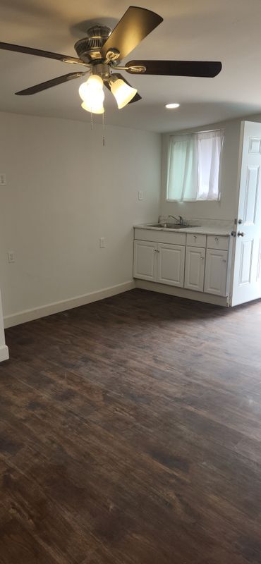 Photo - 1683 Meserve St Unit B