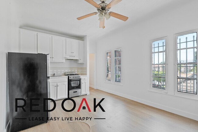 Photo - 706 N St Andrews Pl Condo Unit 210