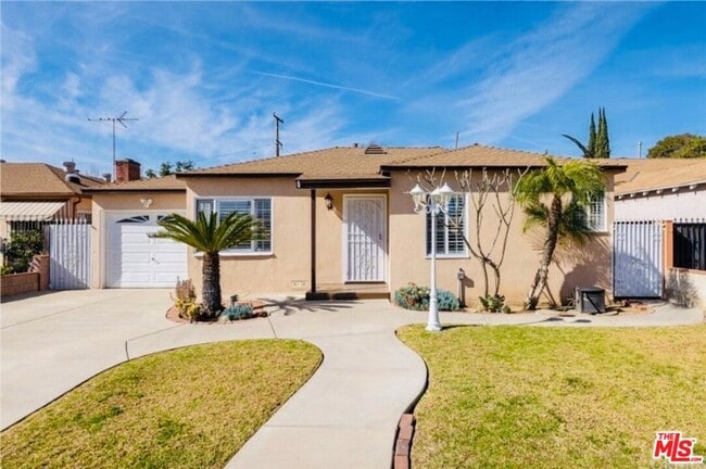 Photo - 3653 Chariette Ave