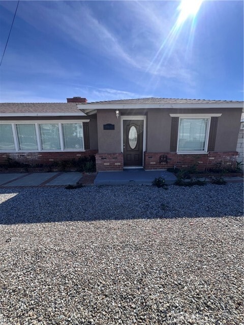 Photo - 18639 Orange St