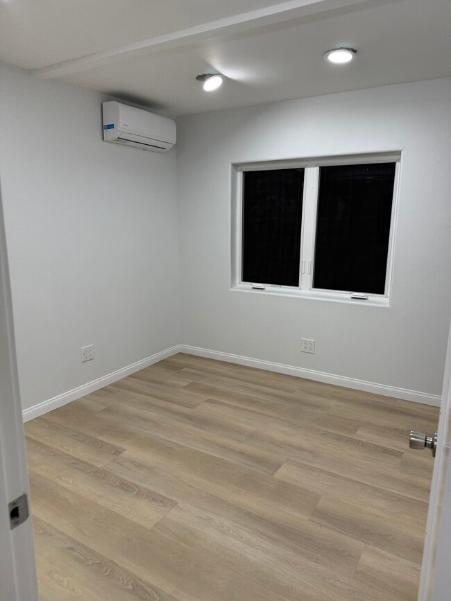 Photo - 15626 Starboard St Unit A