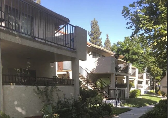 Photo - 1050 E Imperial Hwy