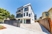 Photo - 1330 Tamarind Ave
