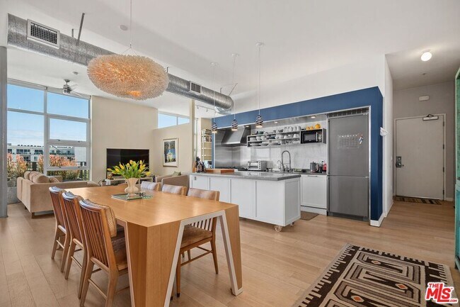 Photo - 4080 Glencoe Ave Unit 420