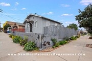 Photo - Charming Barrio Logan Studio - Available Now! Unit B