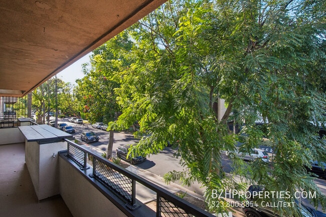 Photo - 7540 Hampton Ave Unit 202
