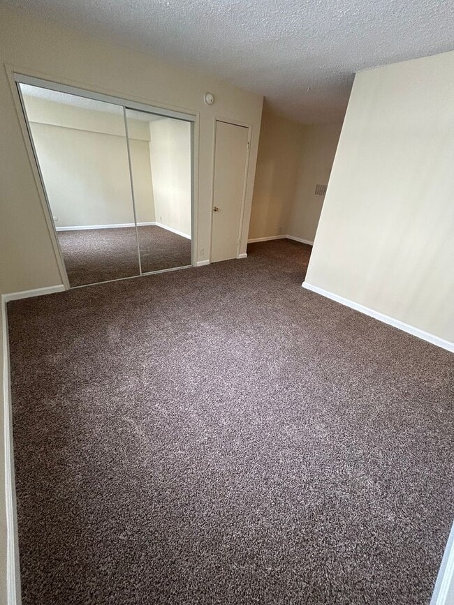 Photo - Beautiful 1 Bedroom Unit 12