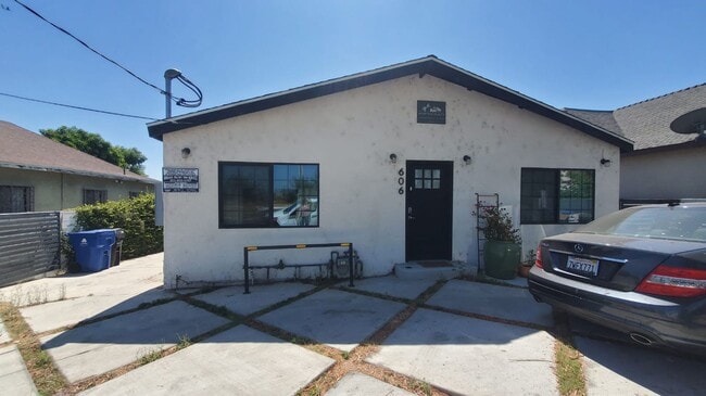 Photo - Fairview Unit 606 Fairview Ave