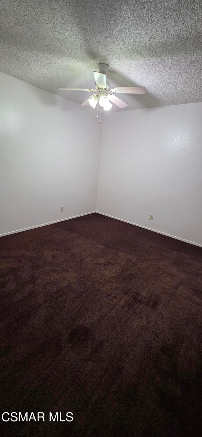 Photo - 194 Fashion Park Pl