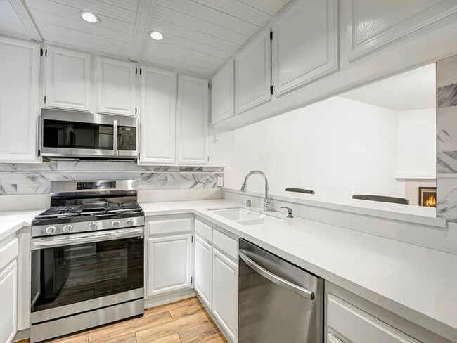 Photo - 8707 Falmouth Ave Unit 109