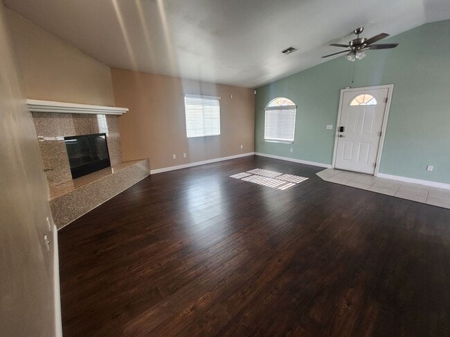 ***$100 off 1st Month Rent*** 3 BEDROOM 2 ... - ***$100 off 1st Month Rent*** 3 BEDROOM 2 ... House