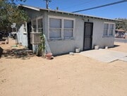 Photo - 61983 Commercial St House