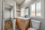 3BR, 2BA - 850SF - Primary Bathroom - 1411 Mohawk St