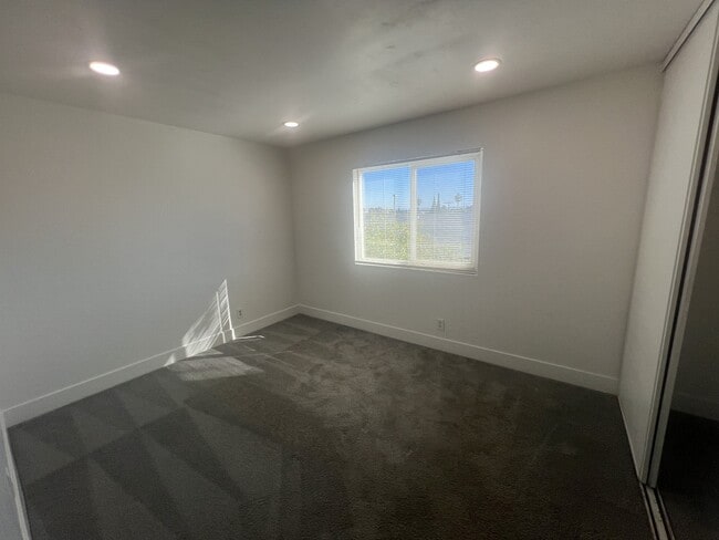 Photo - 3965 Logan Ave