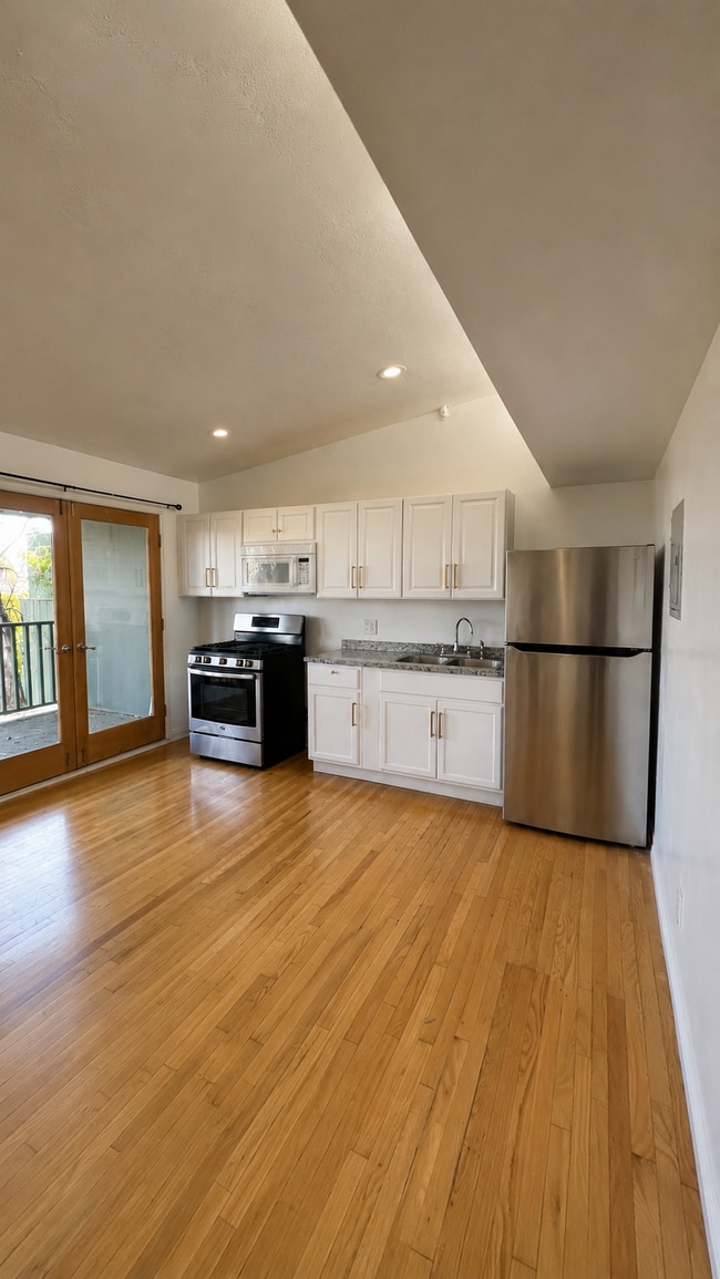 Photo - 1404 San Remo Dr
