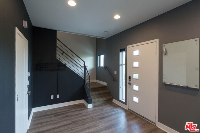 Photo - 2753 Waverly Dr Unit 1103