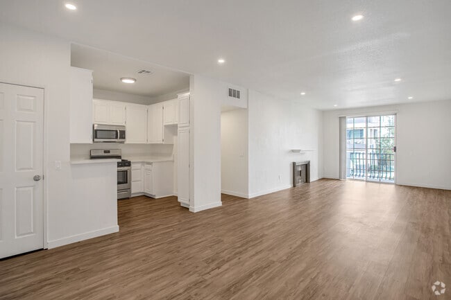 Building Photo - 10823 Hortense St Unit 101 Rental