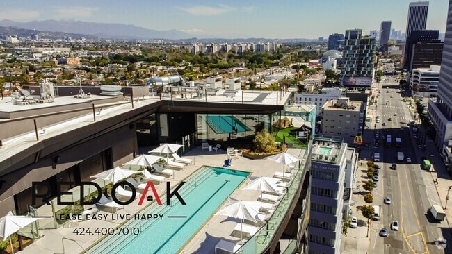 Building Photo - 6401 Wilshire Blvd Rental