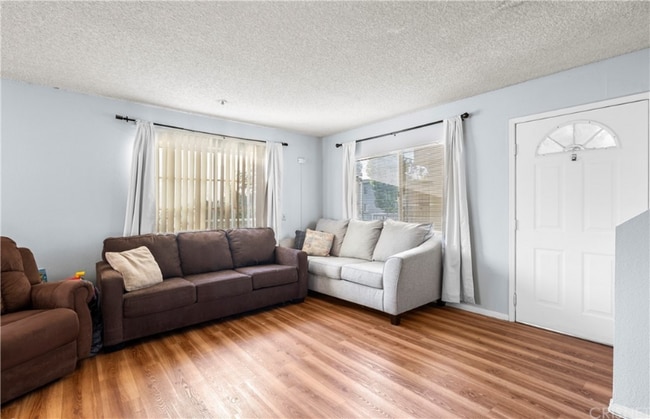 Photo - 8800 Burnet Ave