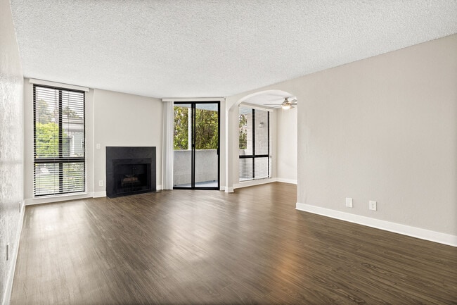 Photo - 4250 Coldwater Canyon