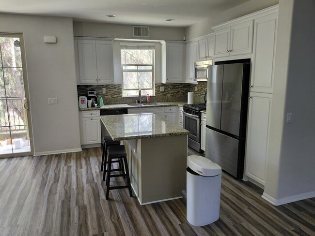 Photo - 1830 Crimson Ct