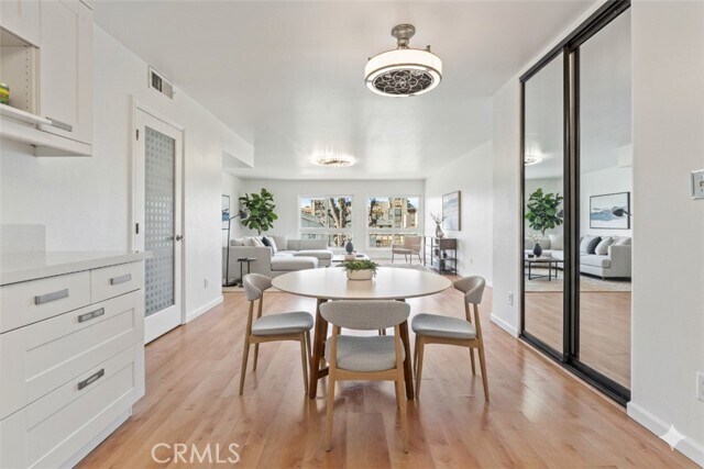 Photo - 5250 Zelzah Ave Unit 21A