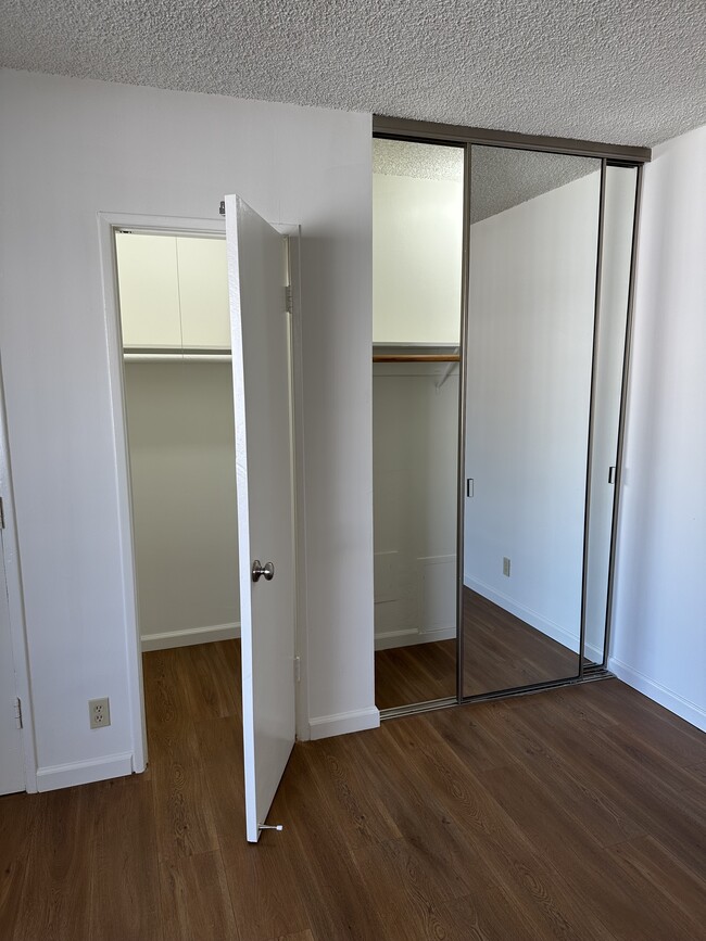 Photo - 1009 N Hayworth Ave