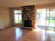 Photo - 4bedrm 2 1/2 bath house with yard & garage...