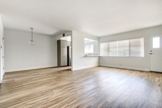 Photo - 1030 20th St Apartment Unit 8