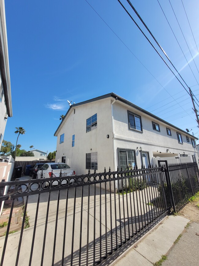 Building Photo - 25207 Frampton Ave Unit 2