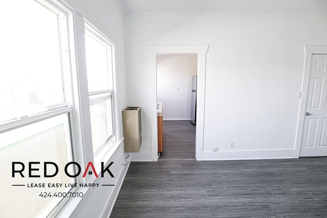 Photo - 527 W 15th St Unit 23