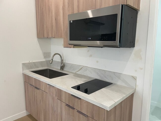 Photo - 1376 Edgecliffe Dr Unit #1378 3/4