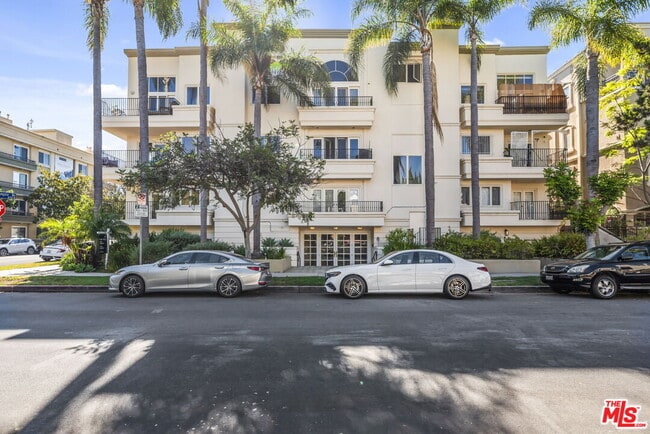 Photo - 435 Arnaz Dr Condo Unit 101