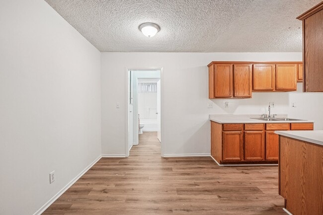 Photo - 916 Carondelet