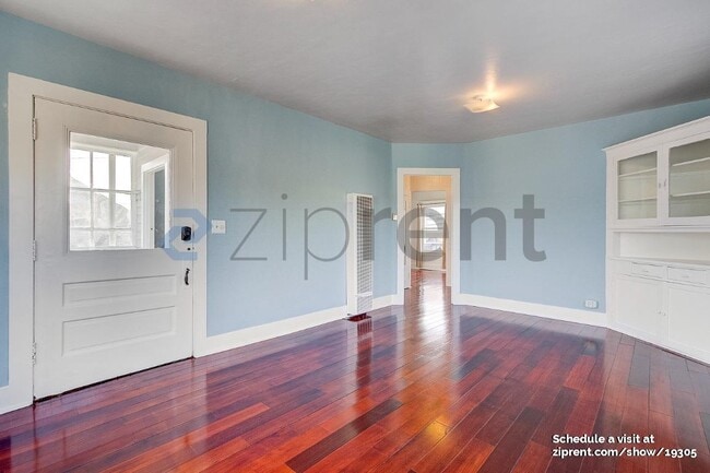 Photo - Unit B
