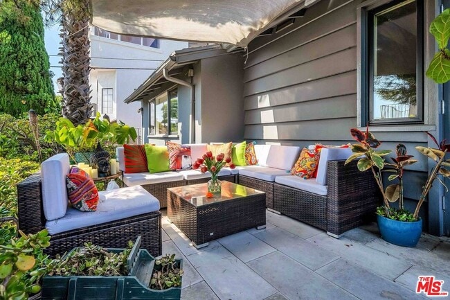 Photo - 3436 S Centinela Ave