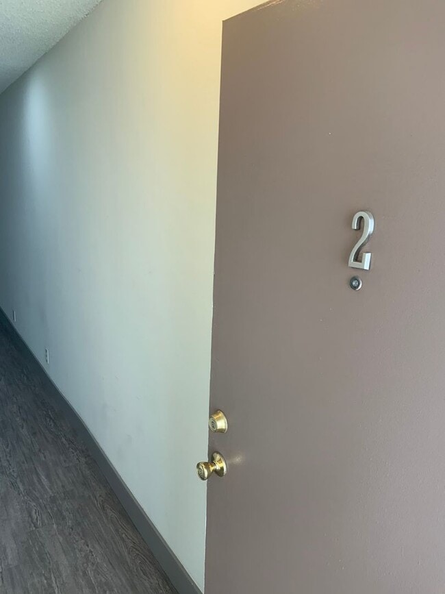 Photo - 3735 S Canfield Ave Unit 2