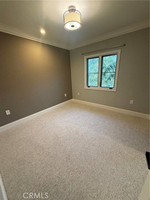 Building Photo - 158 S Sierra Madre Blvd