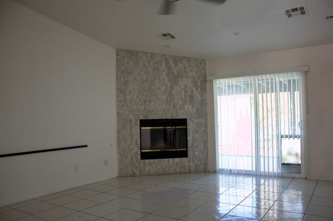 Photo - 30650 Avenida Del Yermo
