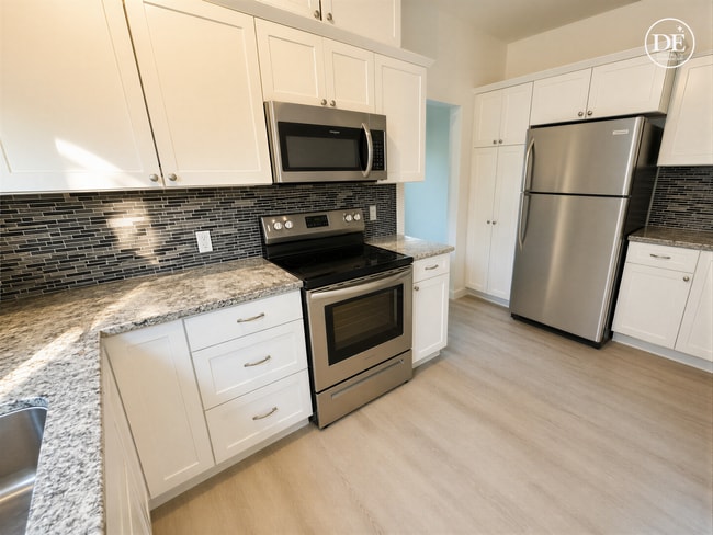 Photo - 211 N Vendome St Unit B