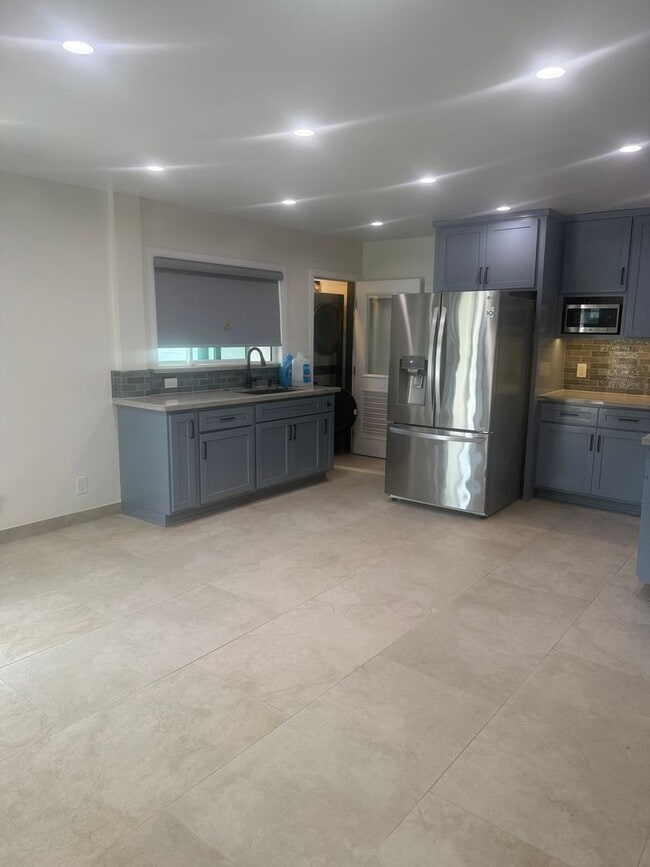 Photo - AWESOME COMPLETELY REMODELED 2 BEDROOM 1.5 BATH UNIT