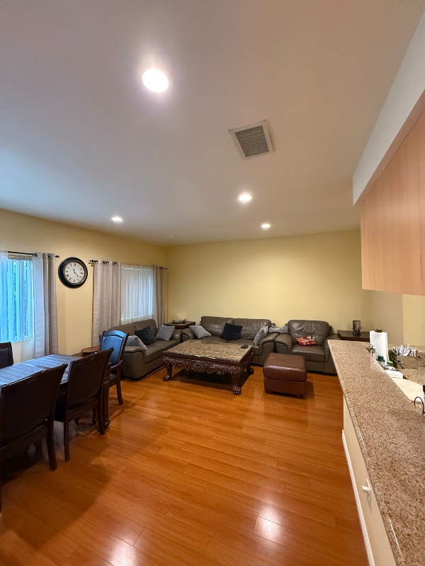 Photo - 1050 N Kingsley Dr Unit 1050 N. Kingsley Ave., #E